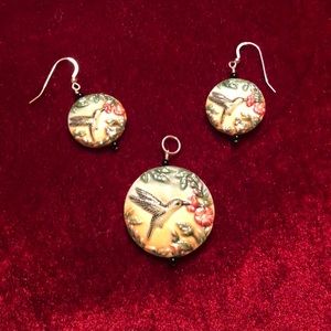 Hand made Porcelain Pendant & matching Earrings